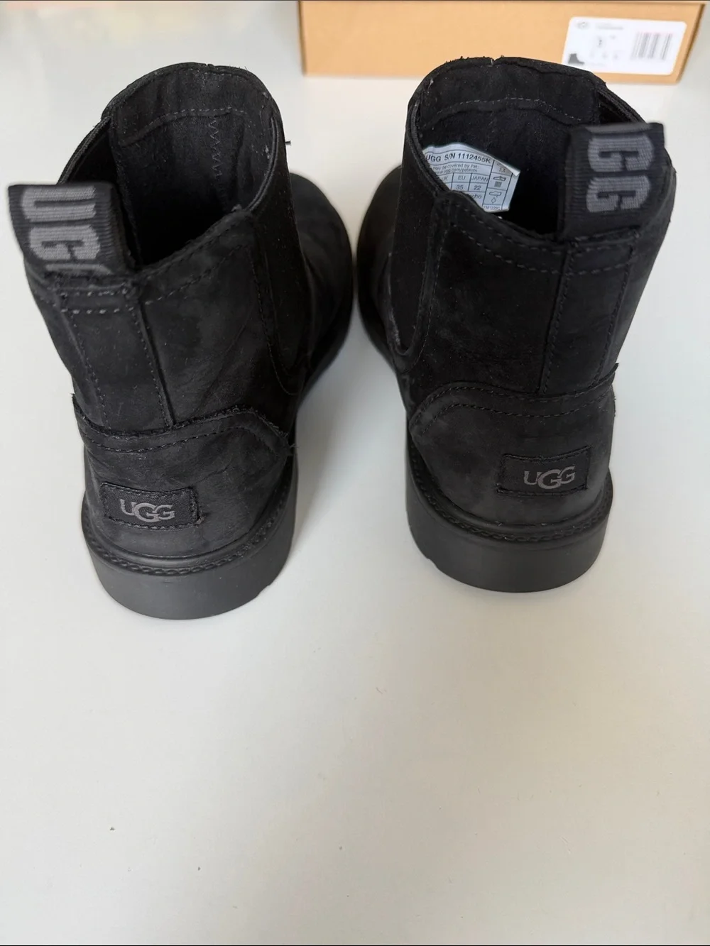 UGG Bolden Waterproof Chelsea Boot Black Suede Kids Size 3